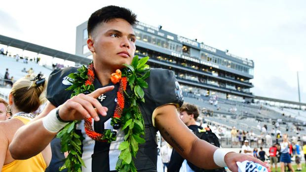 dillon-gabriel-ucf-playoff.jpg